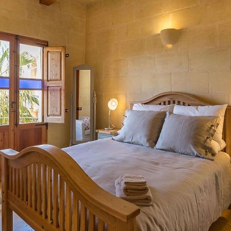 ナダ Gozo Spirit Bed & Breakfast エクステリア 写真
