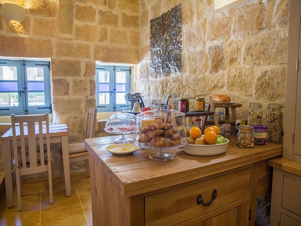ナダ Gozo Spirit Bed & Breakfast エクステリア 写真